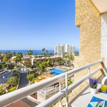 شقة 320 Borinquen Ocean View, Wifi Free *